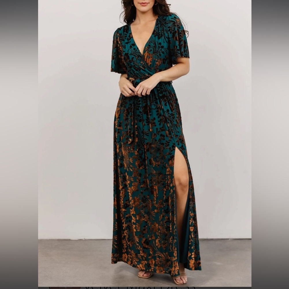 Baltic Born Uma velvet maxi dress in Jade + Bronze size Small